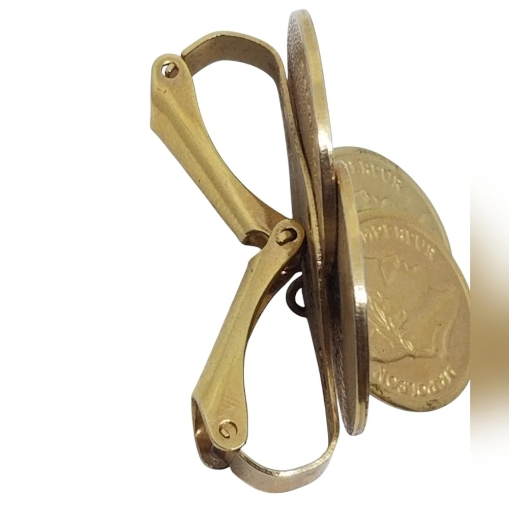 SARAH COVENTRY 1970s GOLDTONE NAPOLEON COIN DESIGN SCARF CLIP - Picture 5 of 5
